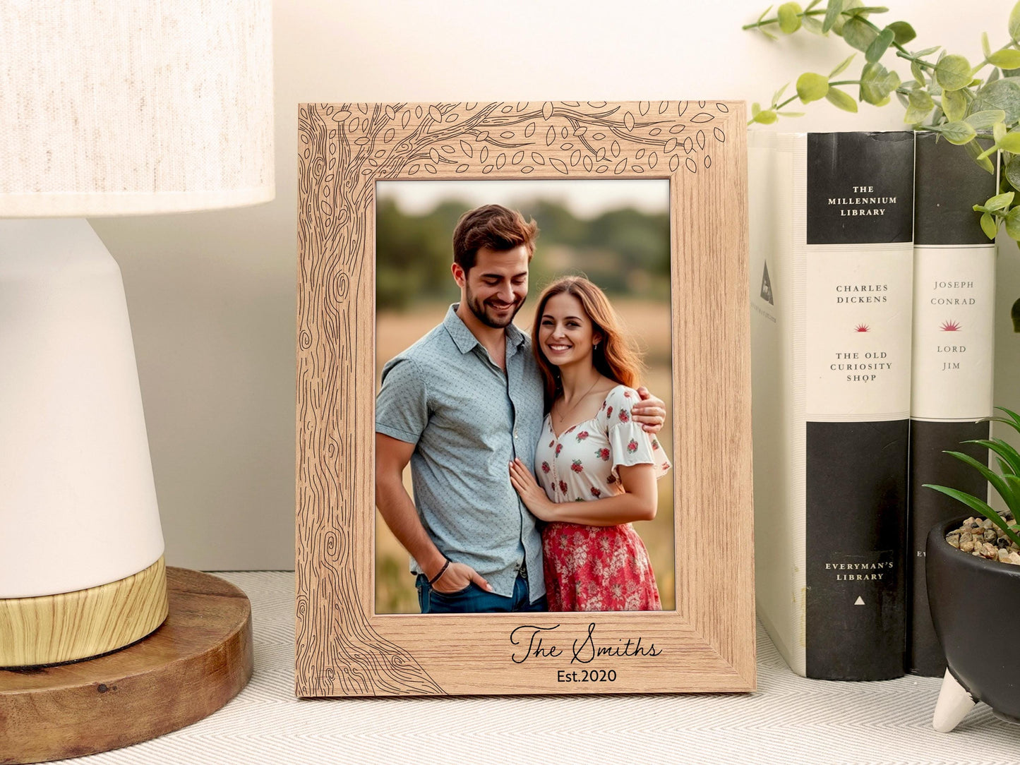 Personalised engraved tree photo frame VA201