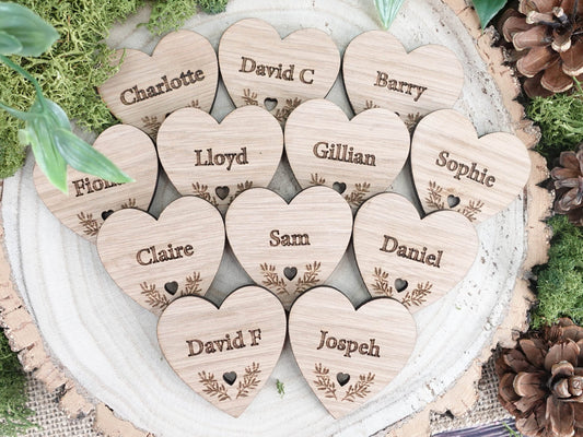 Wooden table place names | Wedding heart place setting VA217