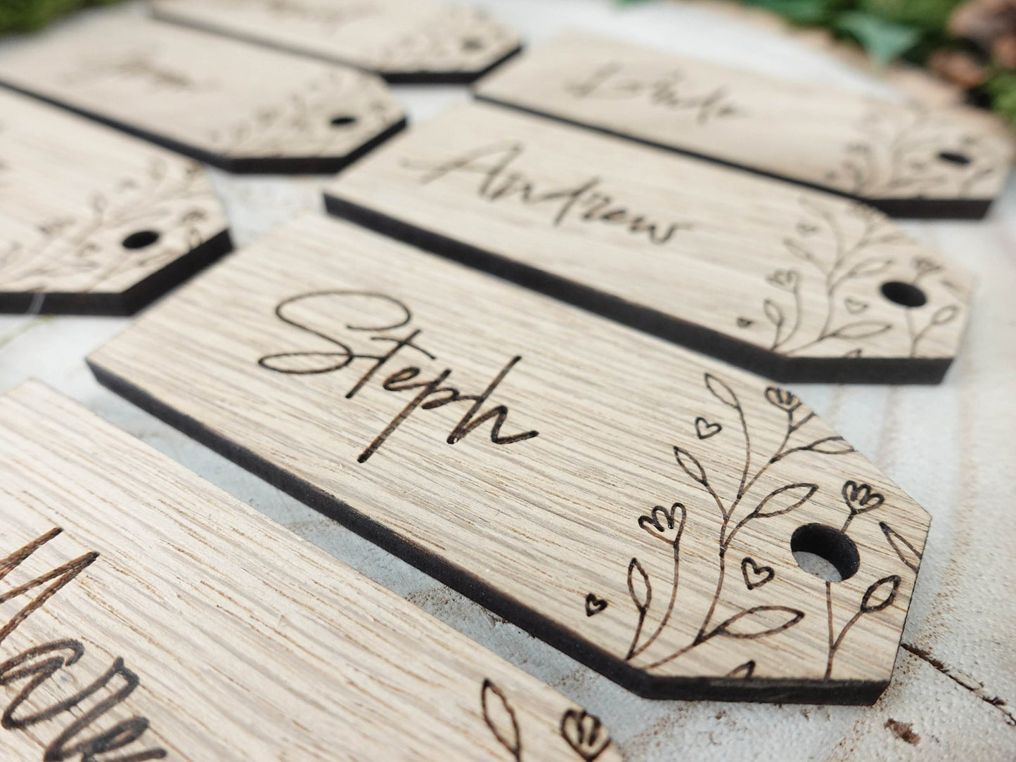 Wooden table place names | Wedding floral tag place setting VA193