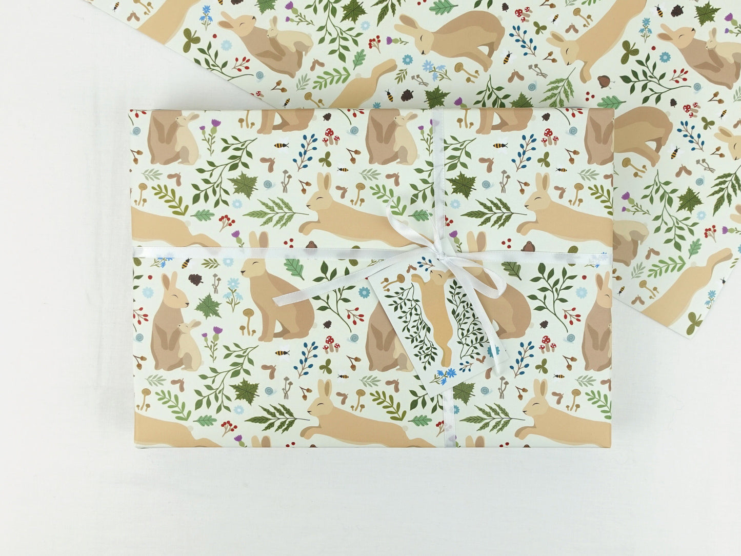 Rabbit / Hare / Bunny wrapping paper | Woodland eco friendly gift wrap | Premium quality sheet + Tag | Zero plastic packaging 70x50cm