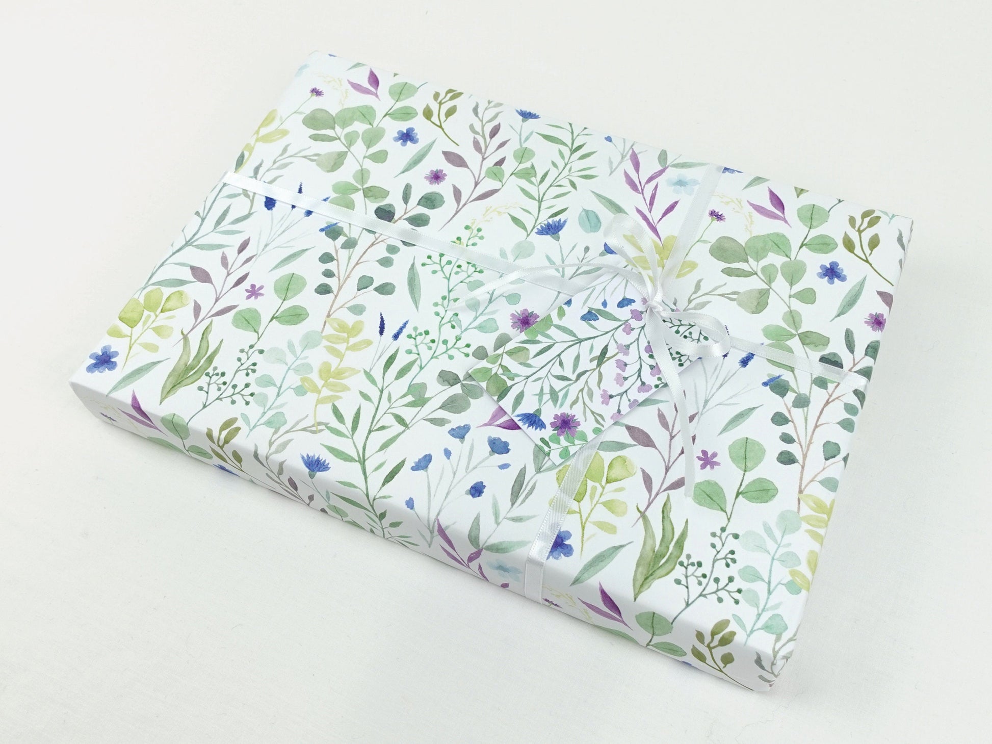 Wedding / Anniversary floral wrapping paper | Watercolour Eco friendly gift wrap | Premium sheets + Tags | Zero plastic packaging 70x50cm