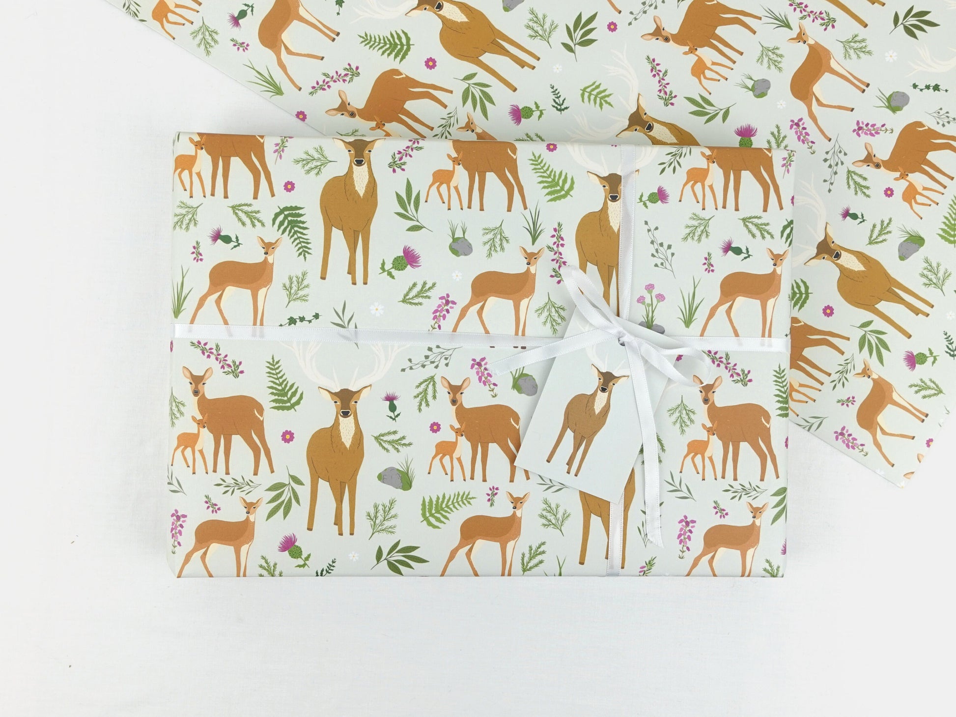 Stag / Deer wrapping paper | Scottish highlands eco friendly gift wrap | Premium quality sheets + Tags | Zero plastic packaging 70x50cm
