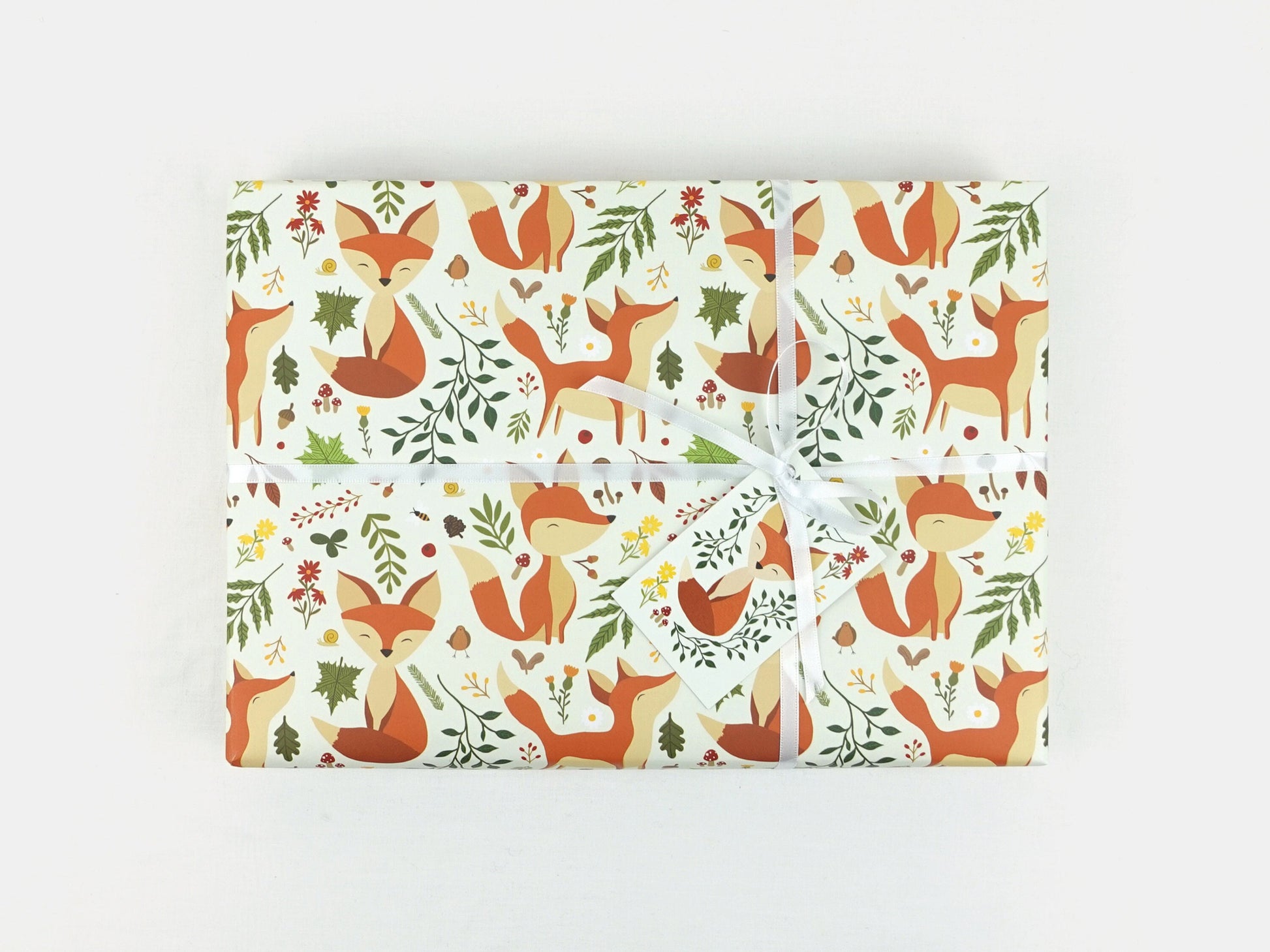 Fox wrapping paper | Woodland animals Eco friendly gift wrap | Premium quality sheet + Tag | Zero plastic packaging 70x50cm